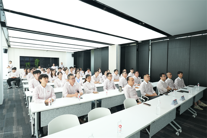 QGM: Menonton perarakan tentera bersama -sama dan mengumpulkan kekuatan untuk kemajuan